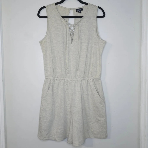 TACERA French Terry Sleeveless Beige Summer Romper, Tie Neck Front, Pockets, M, - Picture 4 of 15